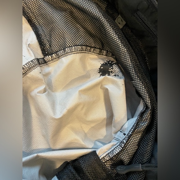 Champion Vintage Hooded Tech Hooded Jacket — Black - Picture 12 of 13